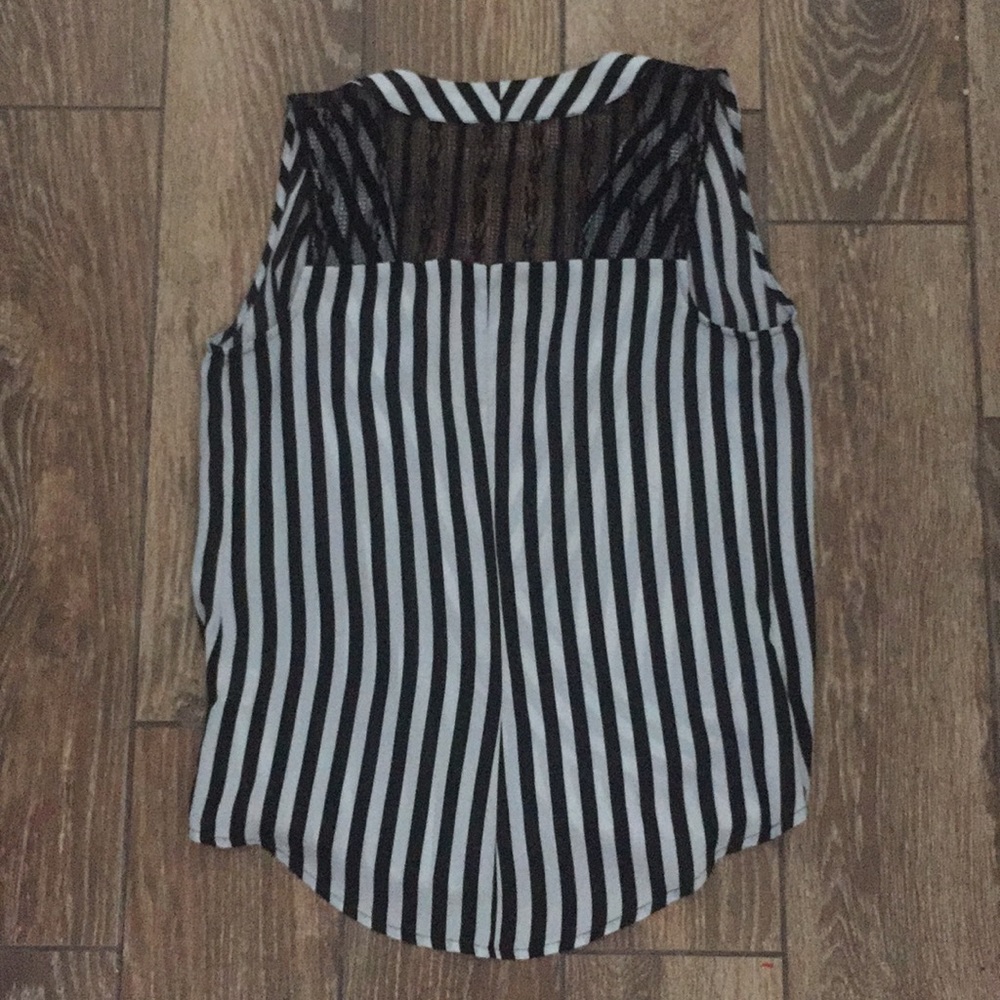 Blouse - Picture 2 of 2